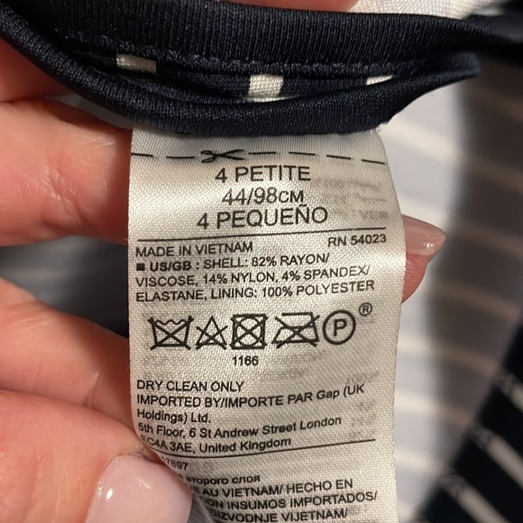 Beautiful summer Banana Republic dress si a le 4P - Picture 3 of 3